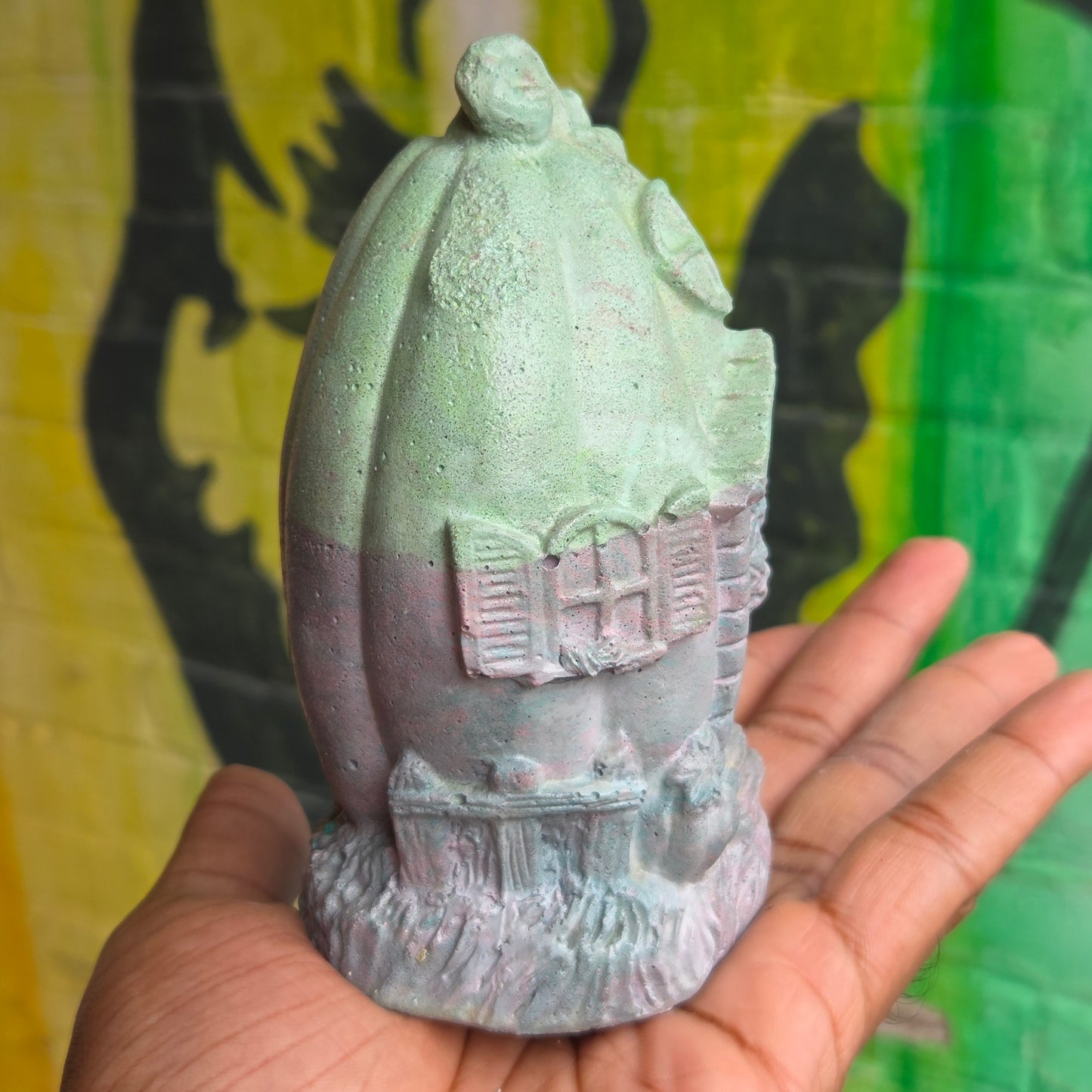 Concrete Fairy House Green & Pink/Blue
