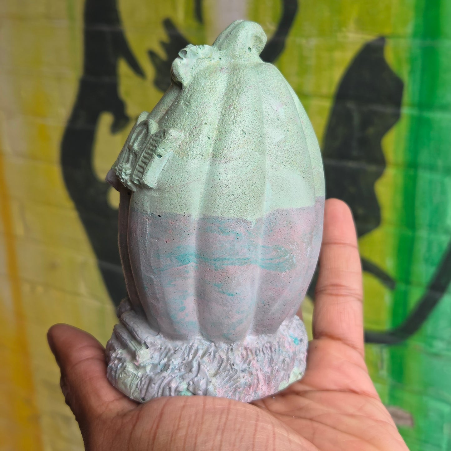 Concrete Fairy House Green & Pink/Blue