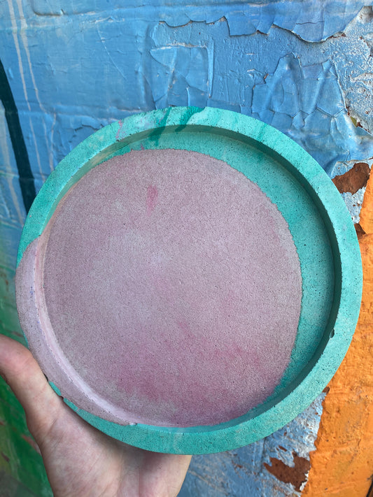 Medium Concrete Drainage Tray Teal/Pink