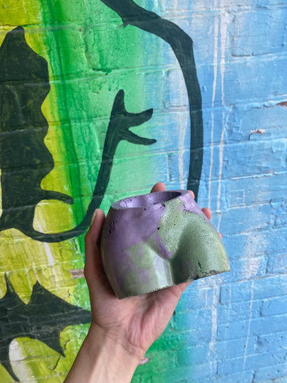 2.5" Concrete Butt Pot Purple/Green
