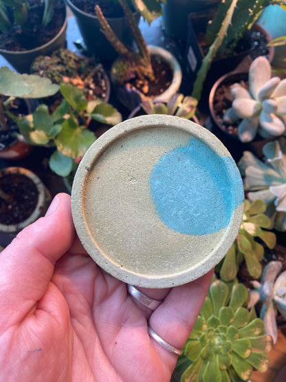 Round Concrete Tray