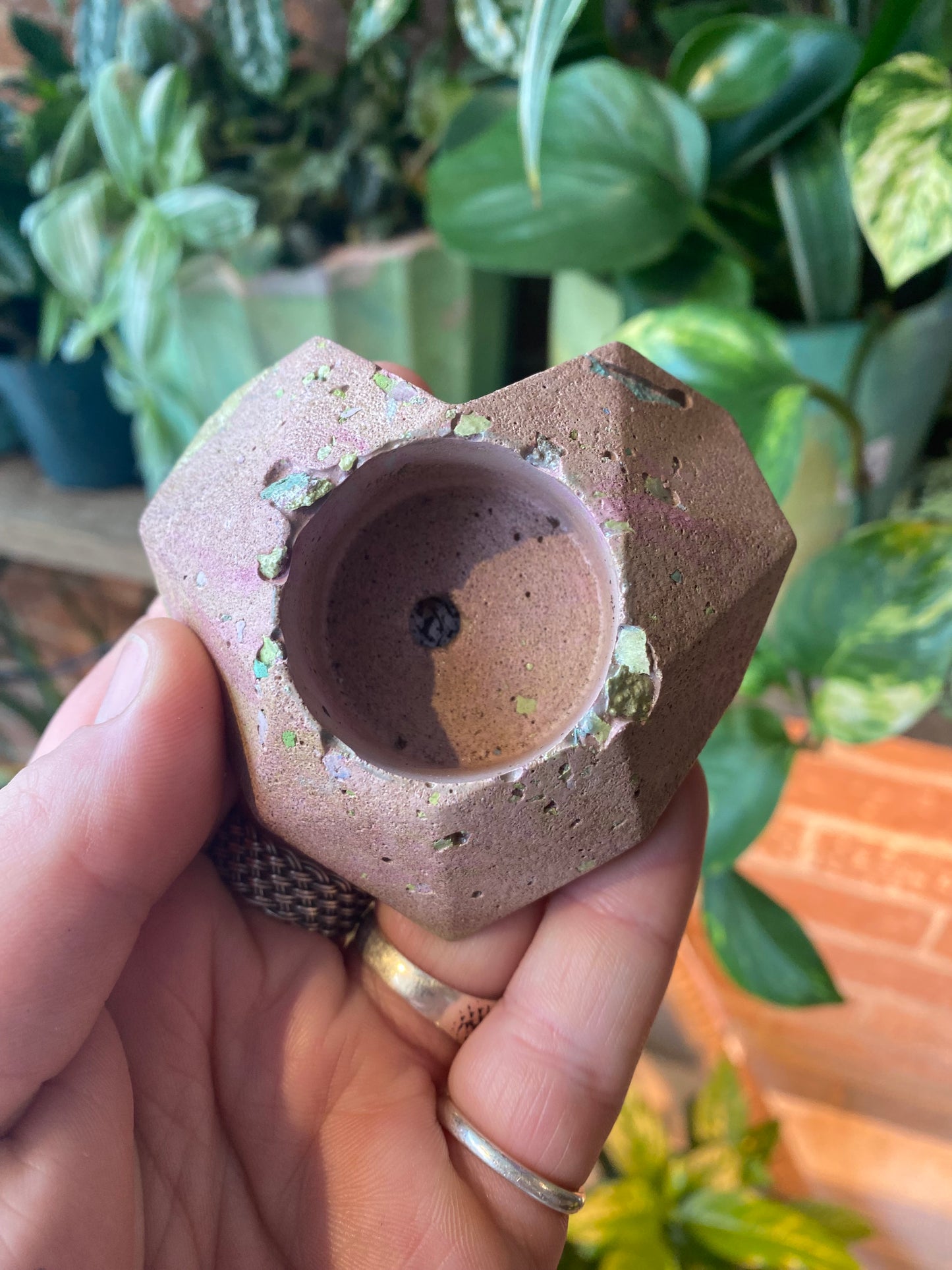 2.5” concrete pot (heart shaped)