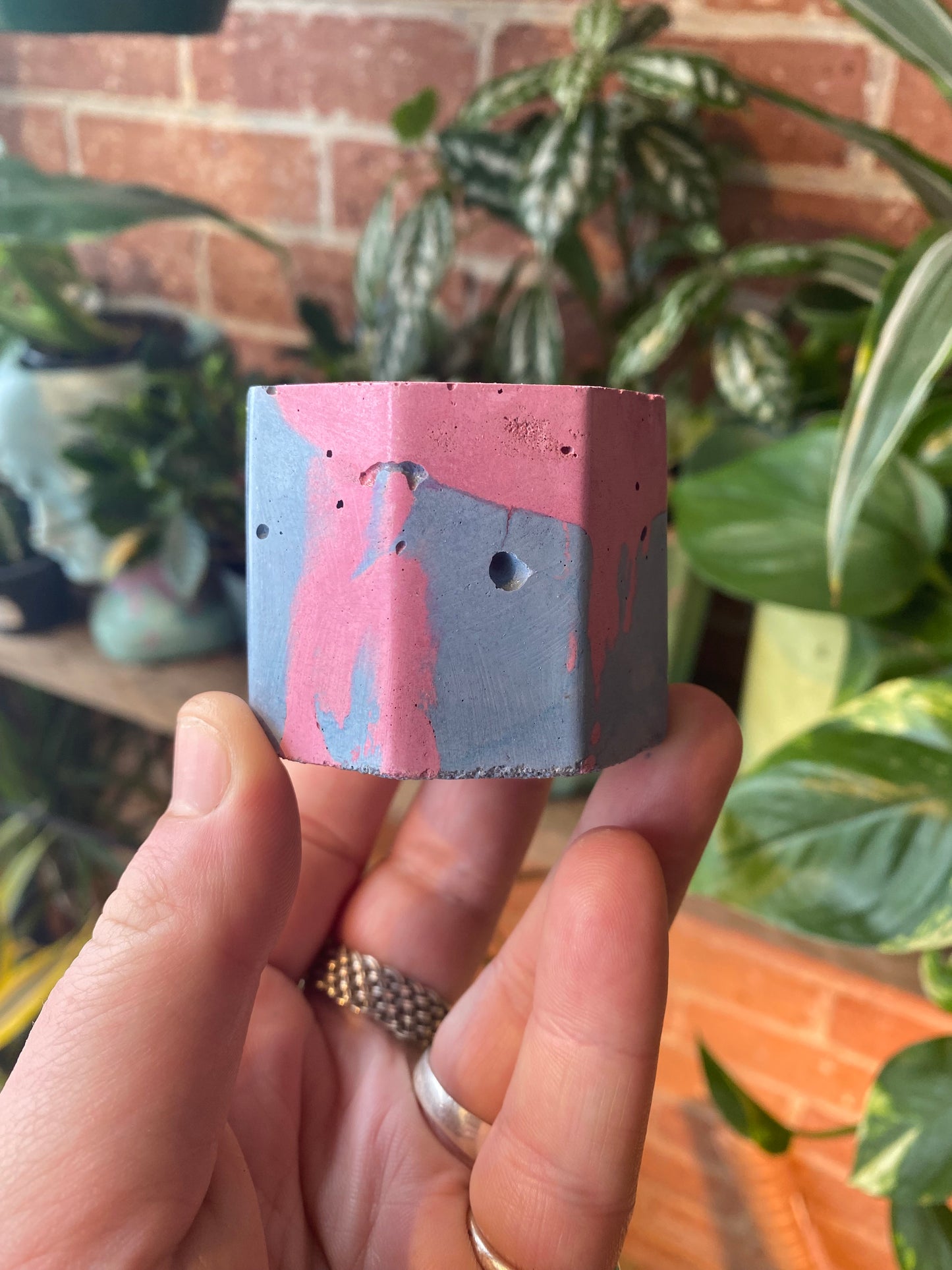 Octagon 2.5” concrete planter