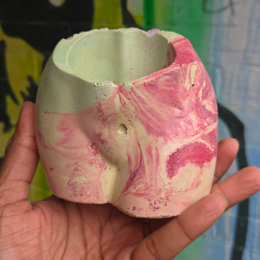 2.5" Concrete Butt Pot Cherry Swirl w/Crackle